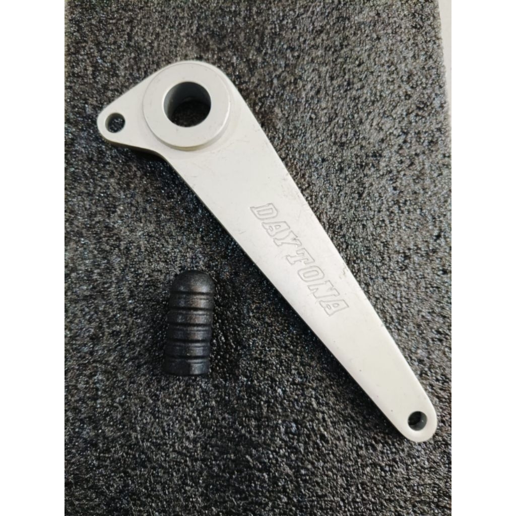 TUAS REM BLAKANG UB DAYTONA ORIGINAL