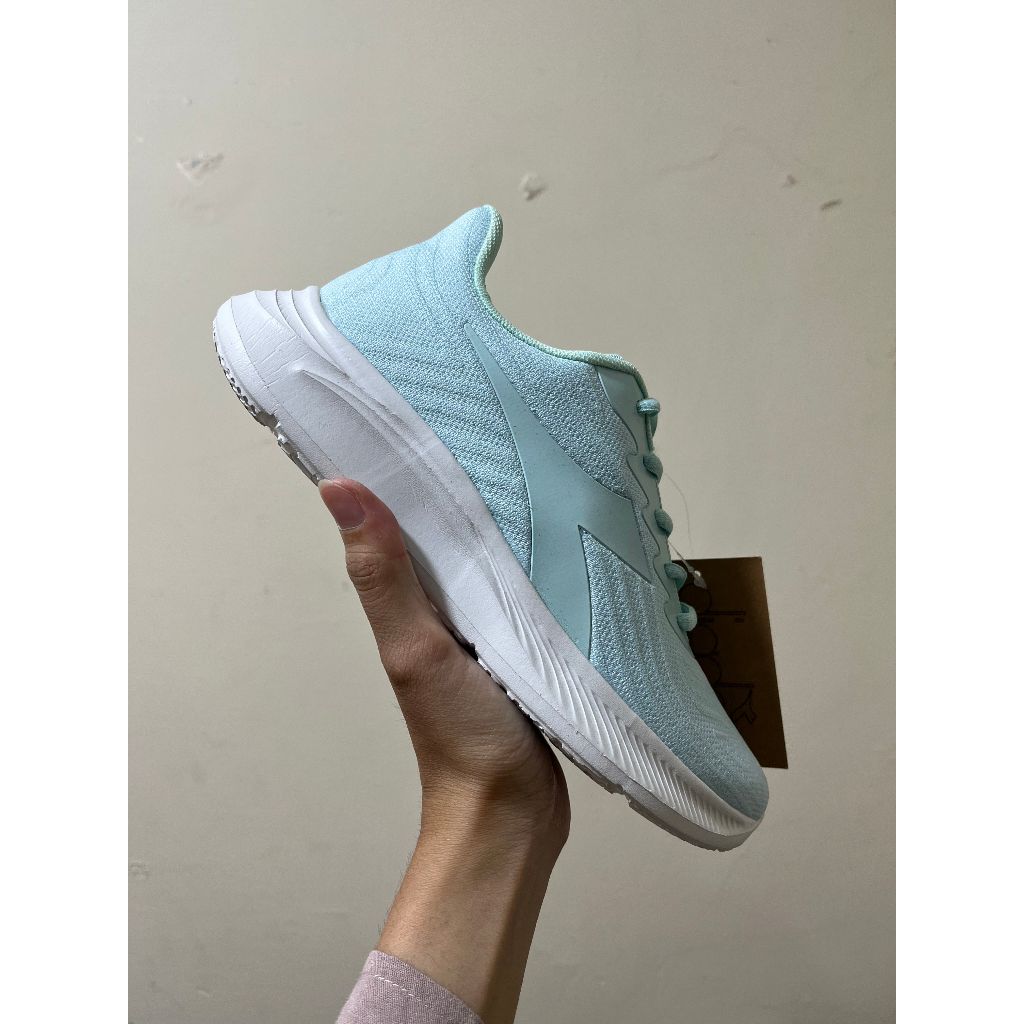 Sepatu Wanita Running Diadora Medwine Biru DIAX24f1209U