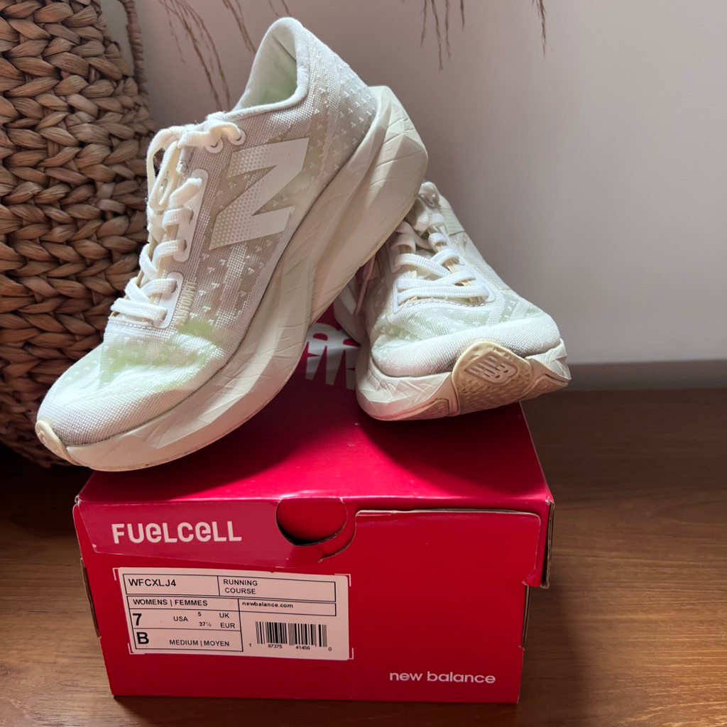 NB REBEL V4 WHITE IVORY SEPATU RUNNING PRELOVED // ADIDAS ADIOS PRO 3