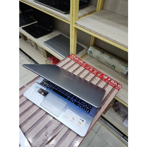 Laptop asus seken X441SA Ram 2gb 2 gb hardisk 750gb 750 gb murah