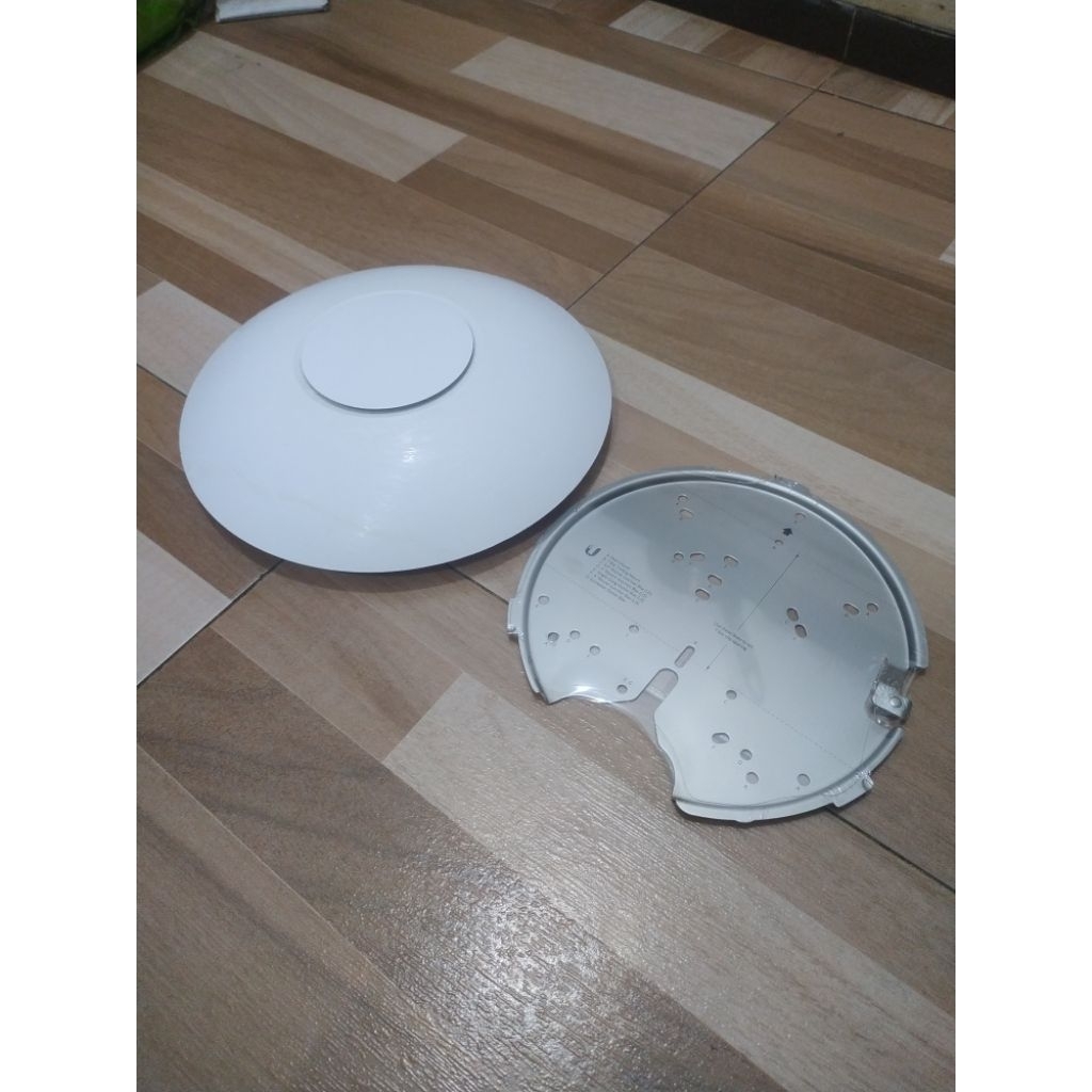 Ubiquiti Unifi AC HD, UAP-AC-HD. Pernah Dipakai