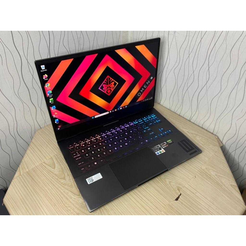 Hp omen 16 Ryzen 7-6800H RTX 3060 6GB 16/512GB