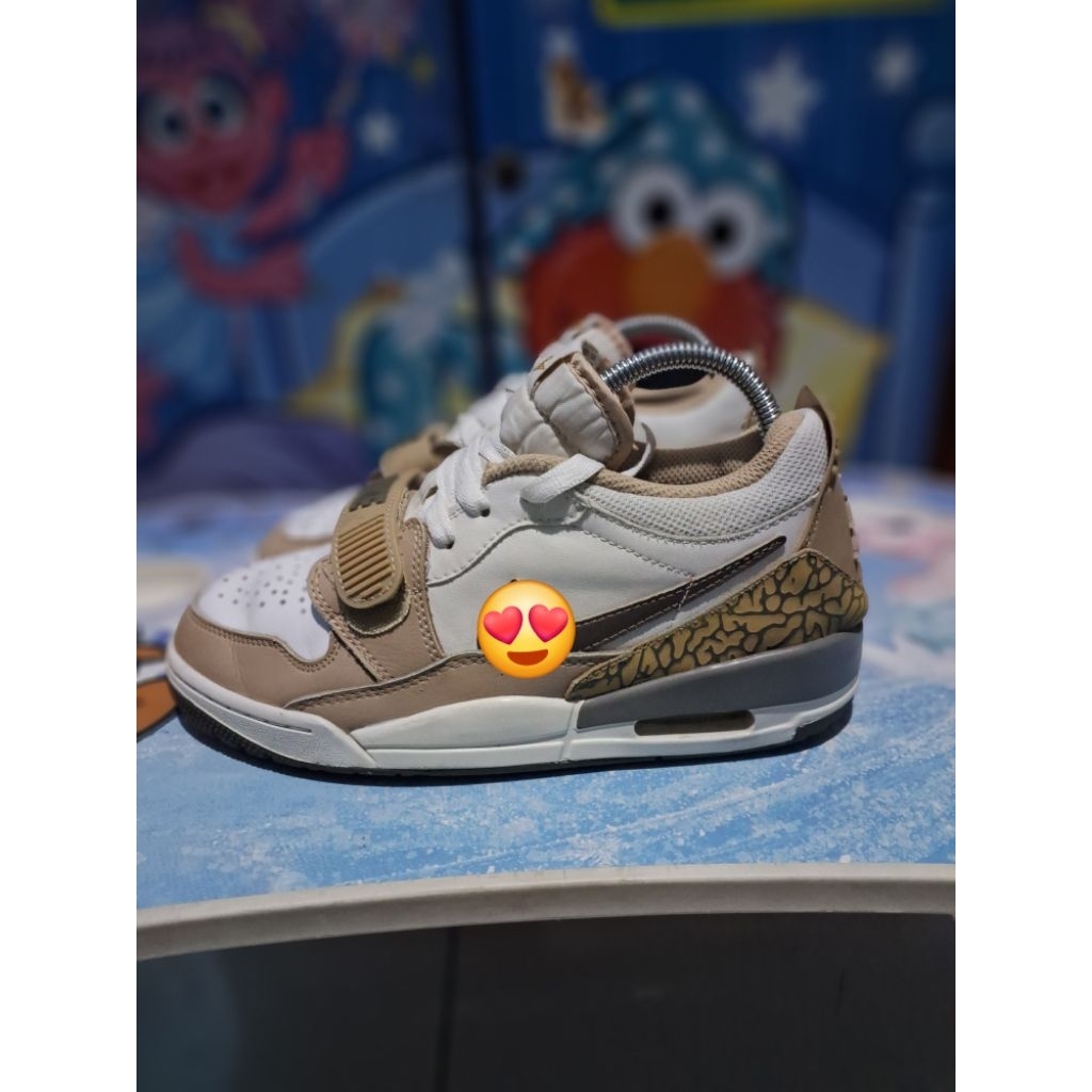 sepatu second brended 40/25