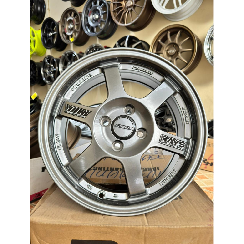 te37 og ring 15 hyper black 4x100