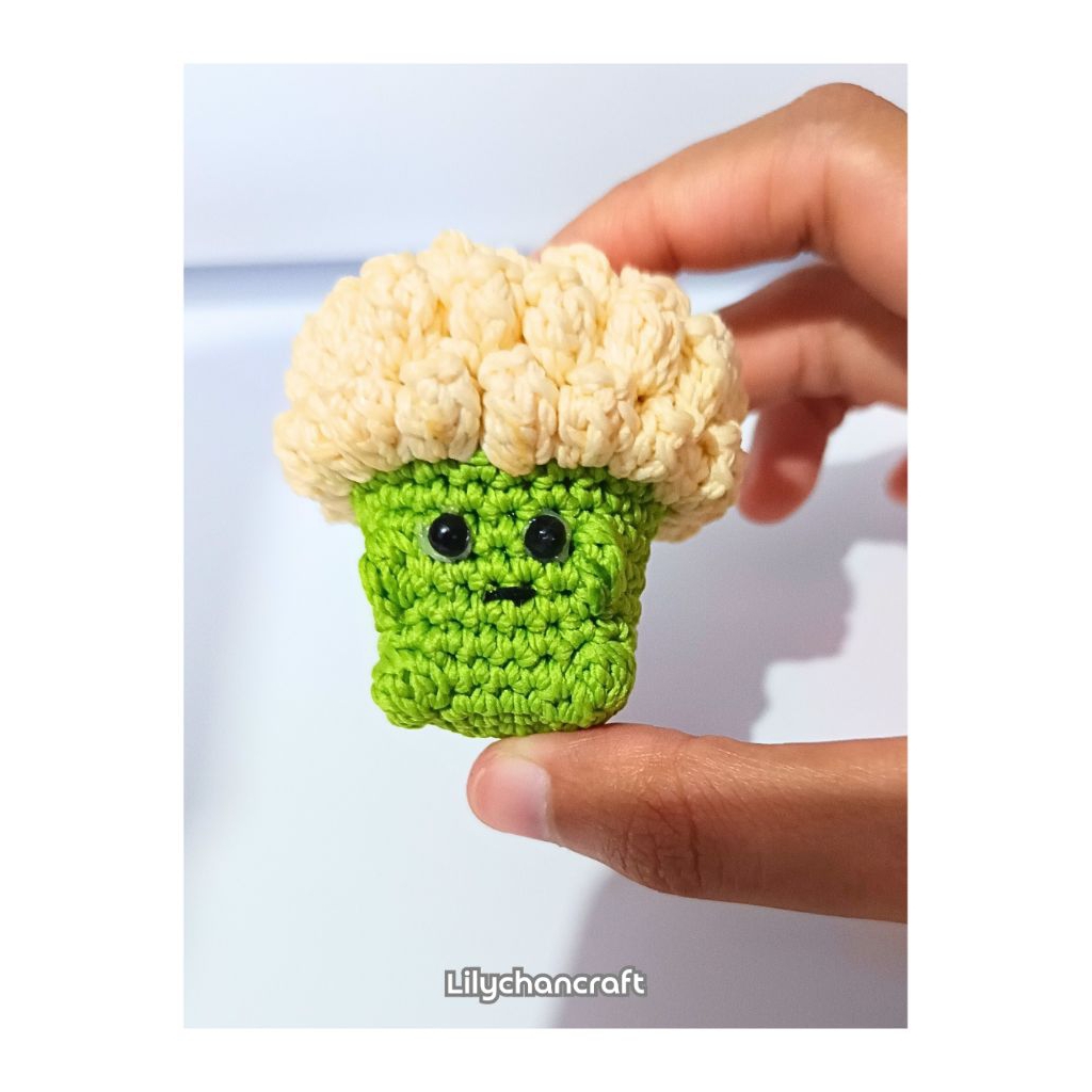 Gantungan Kunci Brokoli Rajut