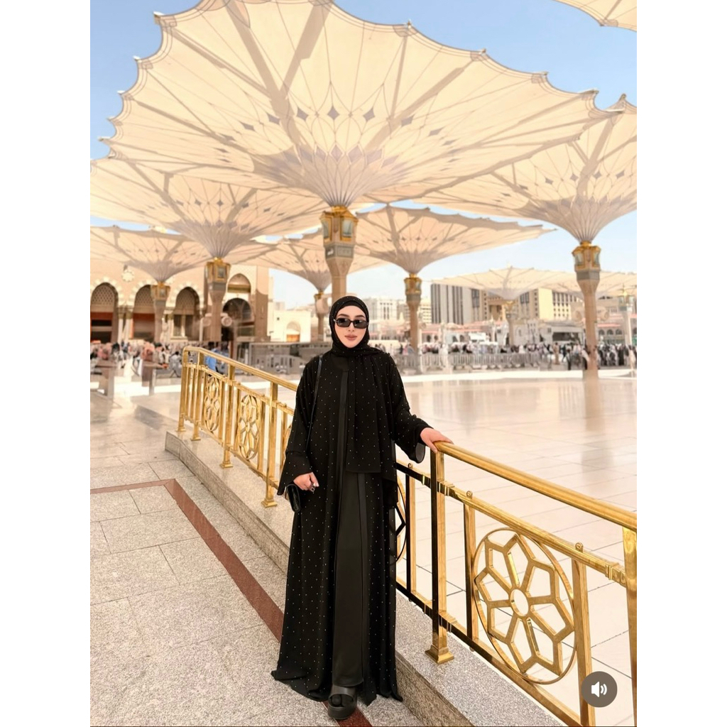 PRELOVED ABAYA BLINK BLINK BY SHELLASAUKIA JAVINA OFFICIAL NADEEA.ID KALEELA.ID HIKMAT FASHION DIAN 