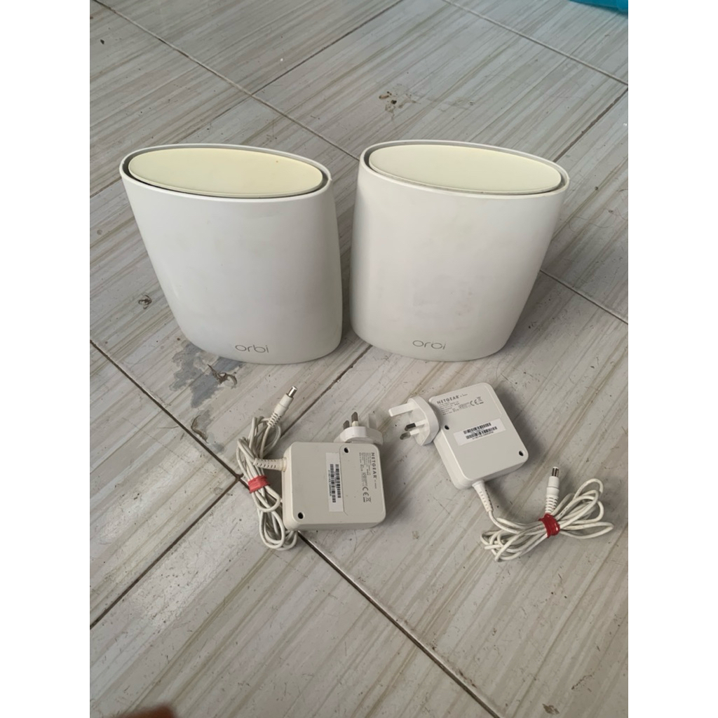 router netgear orbi satelite rbs50