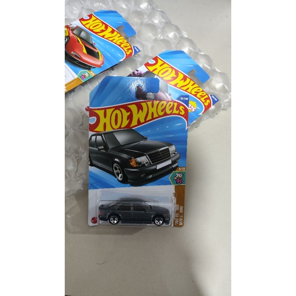 Hot Wheels Mercedes-benz 500 e