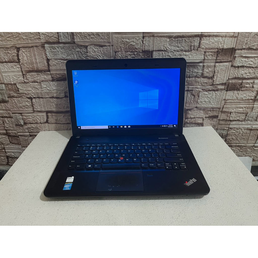 Laptop Lenovo Thinkpad E440  Core i7 Gen 4 Ram 8gb HDD 500gb mantap murmer siap pakai