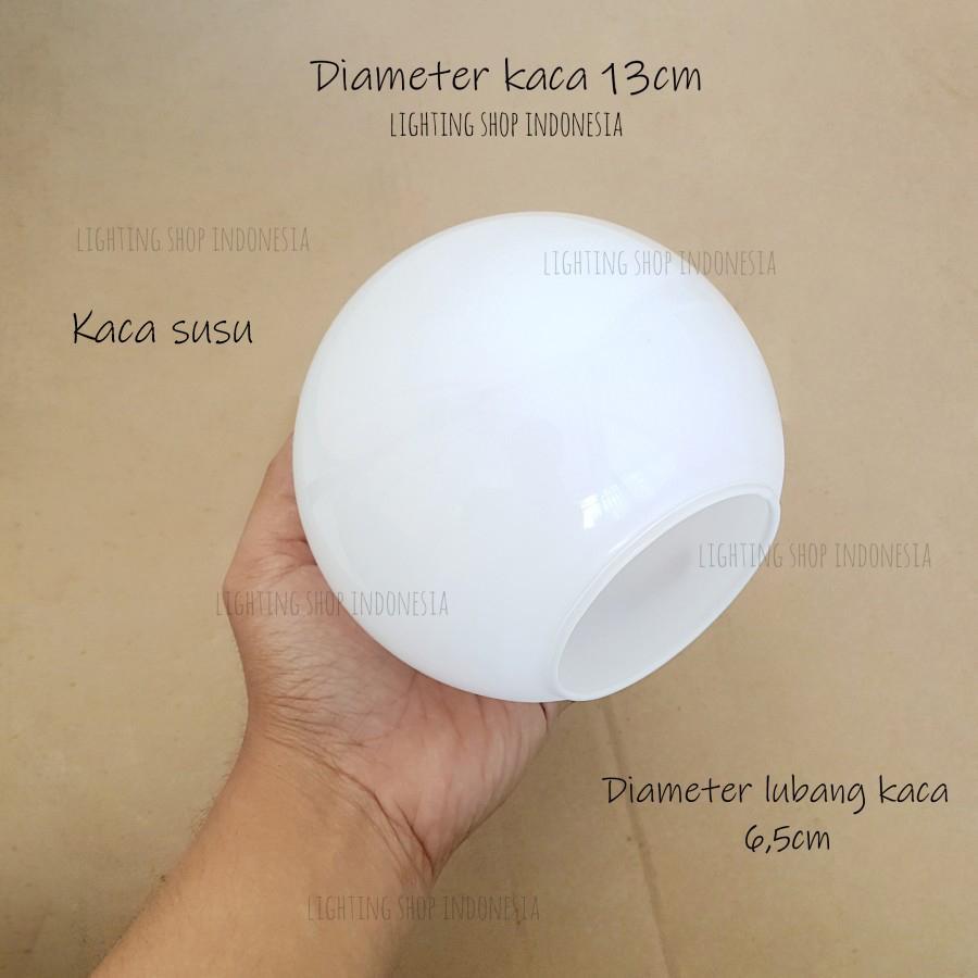 Kaca bulat untuk lampu gantung