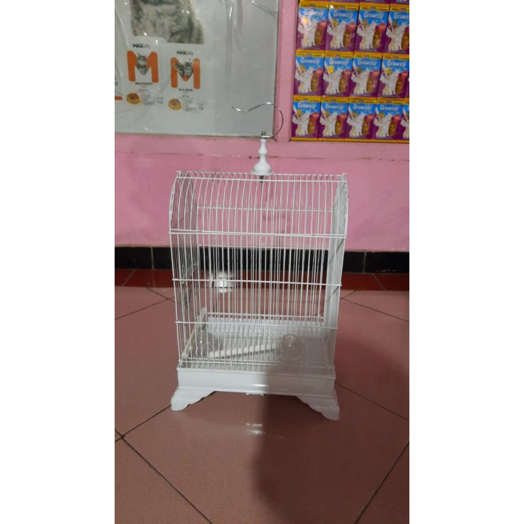 Sangkar kotak untuk burung kecil