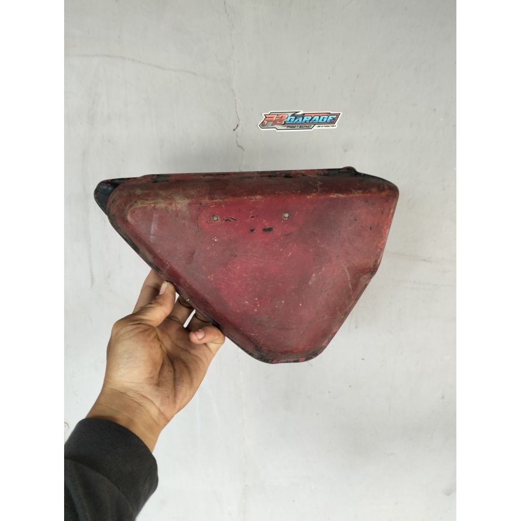 Tepong aki tutup aki kanan cb 125 original