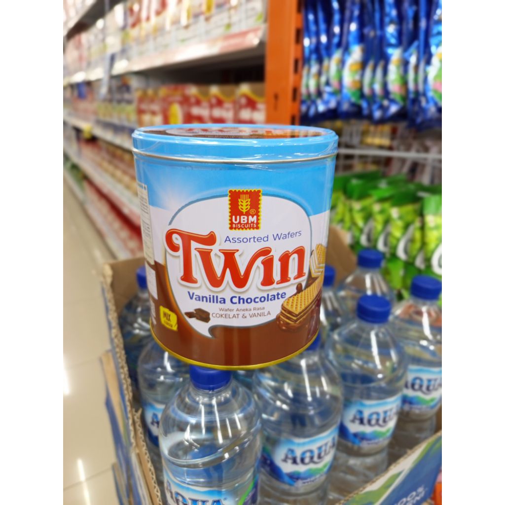 UBM twin klng wafer 270g choco
