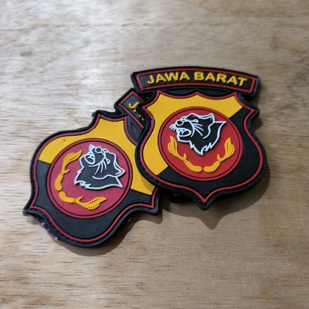 rubber patch logo Polda Jabar tempelan emblem aksesoris karet