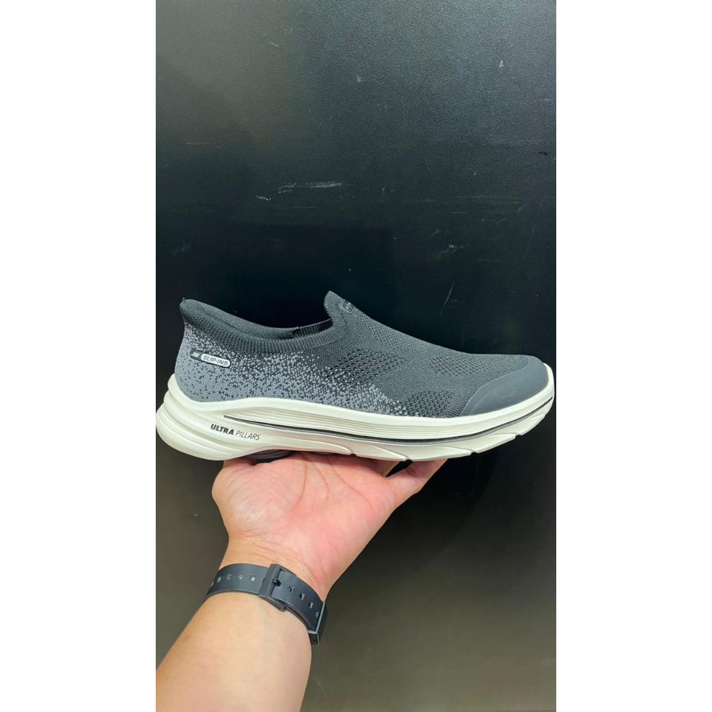 NEW SKECHERS GO WALK 8 SLIP-INS