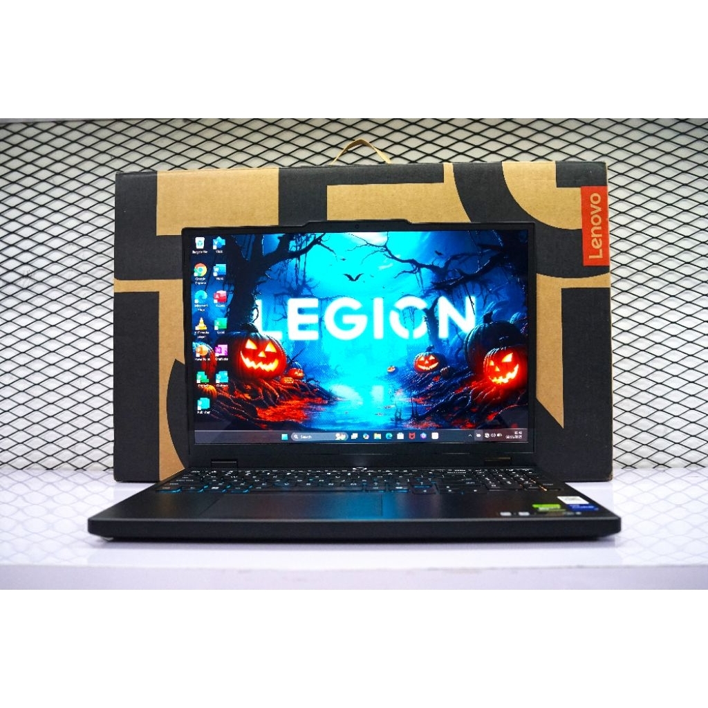 LENOVO LEGION 5 15IRX10.CORE i7-14700HX.GEN14.VGA GEFORCE RTX 5050 8GB.15 Inch 165HZ OLED