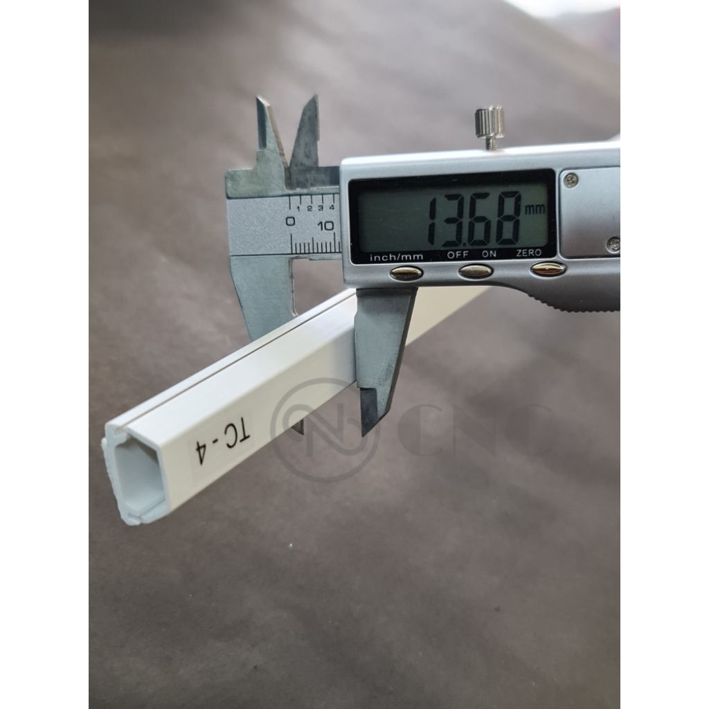 protektor / pelindung kabel listrik / penutup kabel TC4