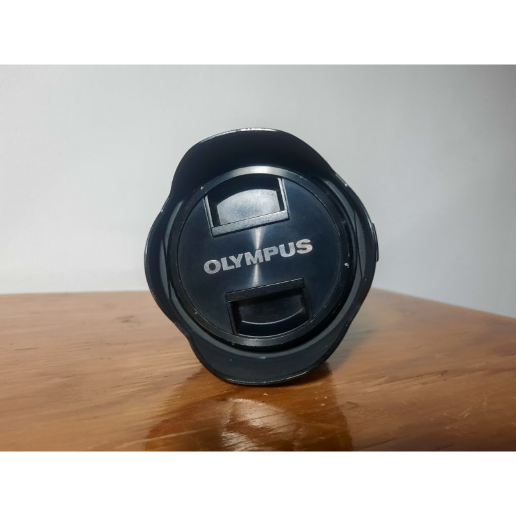 Lensa Olympus M.Zuiko 12-40mm F2.8