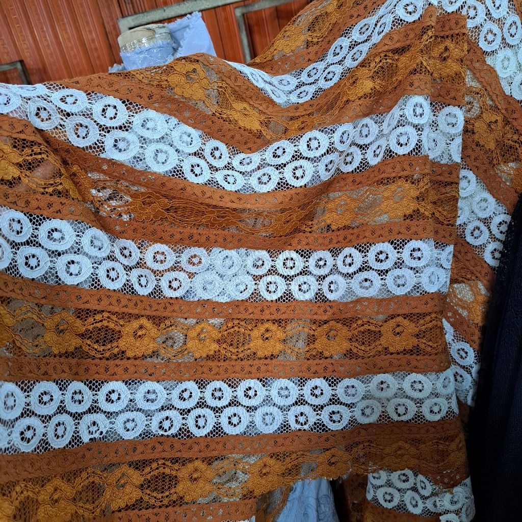 kain brokat katun - kain brokat semi prada - kain brokat motif salur - kain brokat Original [khyl01)