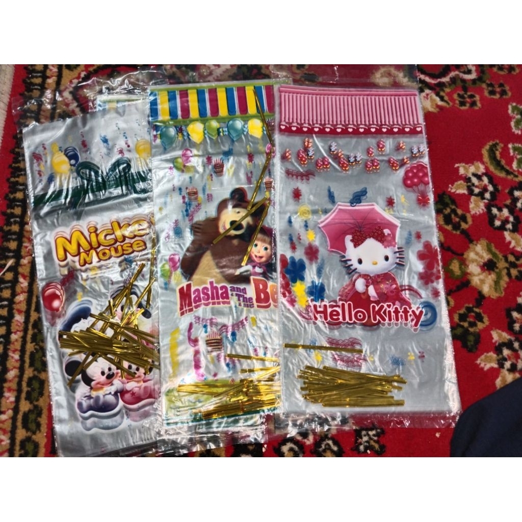 Plastik Snack Ulang Tahun Karakter Isi 25 Pcs/Plastik Snack Ulang Tahun Karakter Kecil isi 25 Pcs/Pl