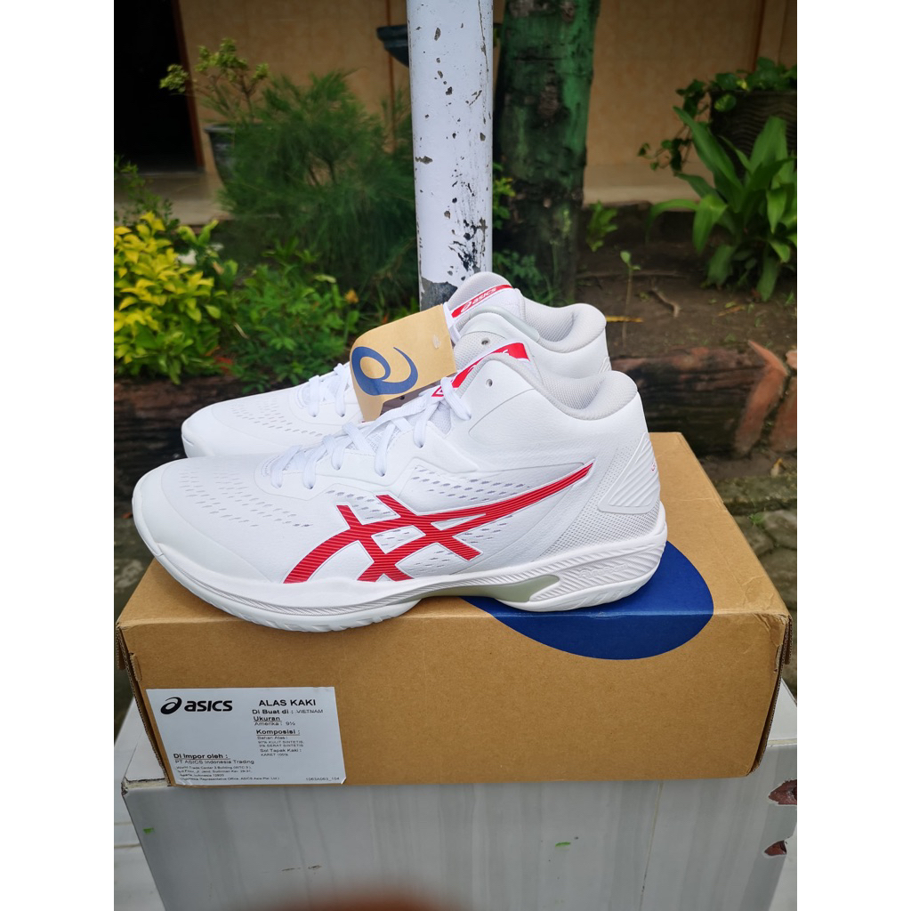 Sepatu Asics Gel Hoop V15 promo