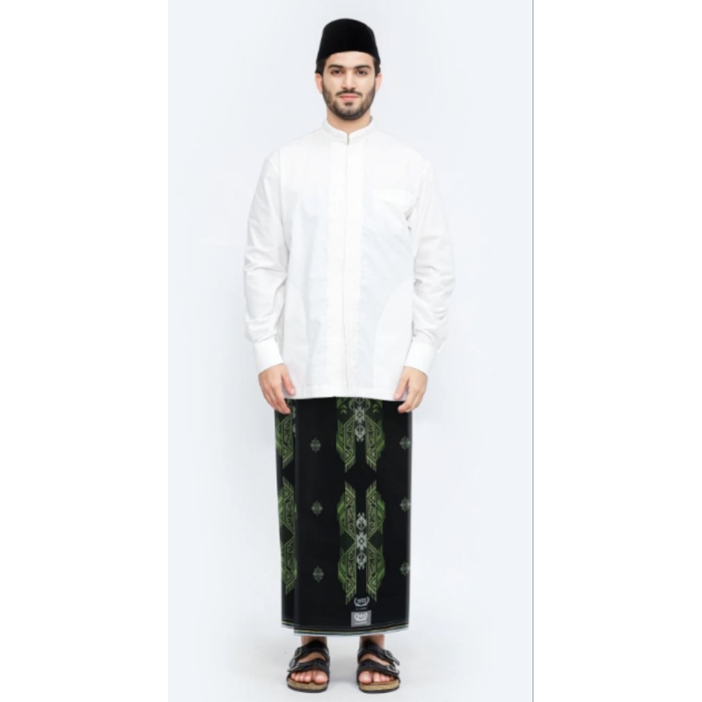 Sarung BHS Classic Silver Motif C49 JSN Hitam Hijau