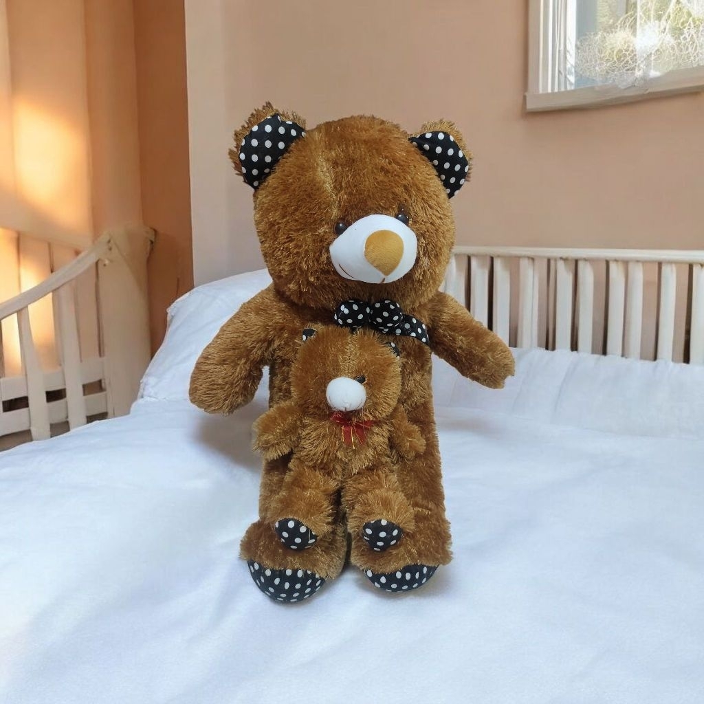 Boneka Panda dan anak panda