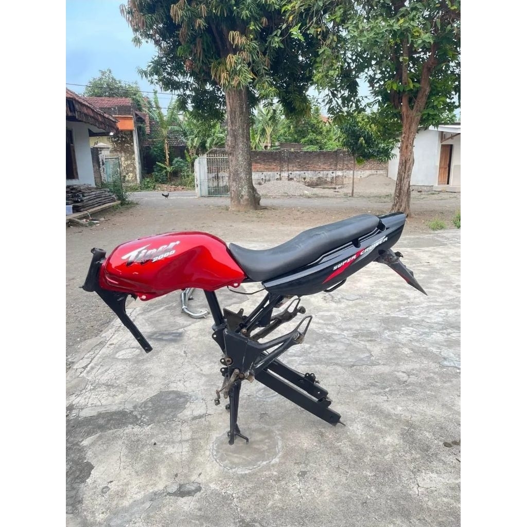 BODY SET TILAS SUPER CLUSER REPROAN
