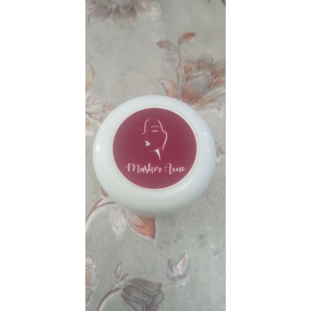 Masker untuk jerawat, bruntusan ,utk mengangkat bakteri jerawat atau bruntusan diwajah