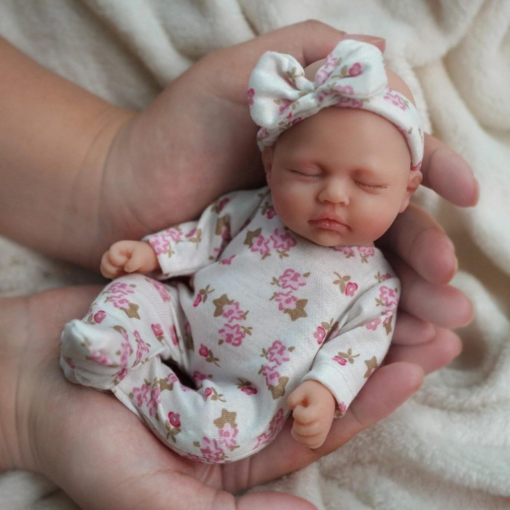 7 Inch Reborn Baby Doll Silicone Doll Girl Betty, Mini Realistic Newborn Baby Dolls Silicone Full