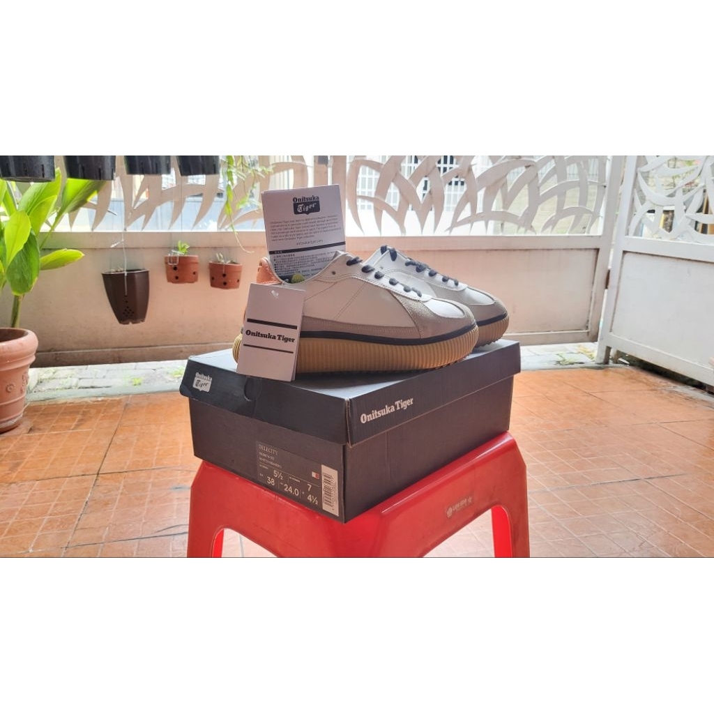 Sepatu Wanita Pria Onitsuka Tiger Delecity