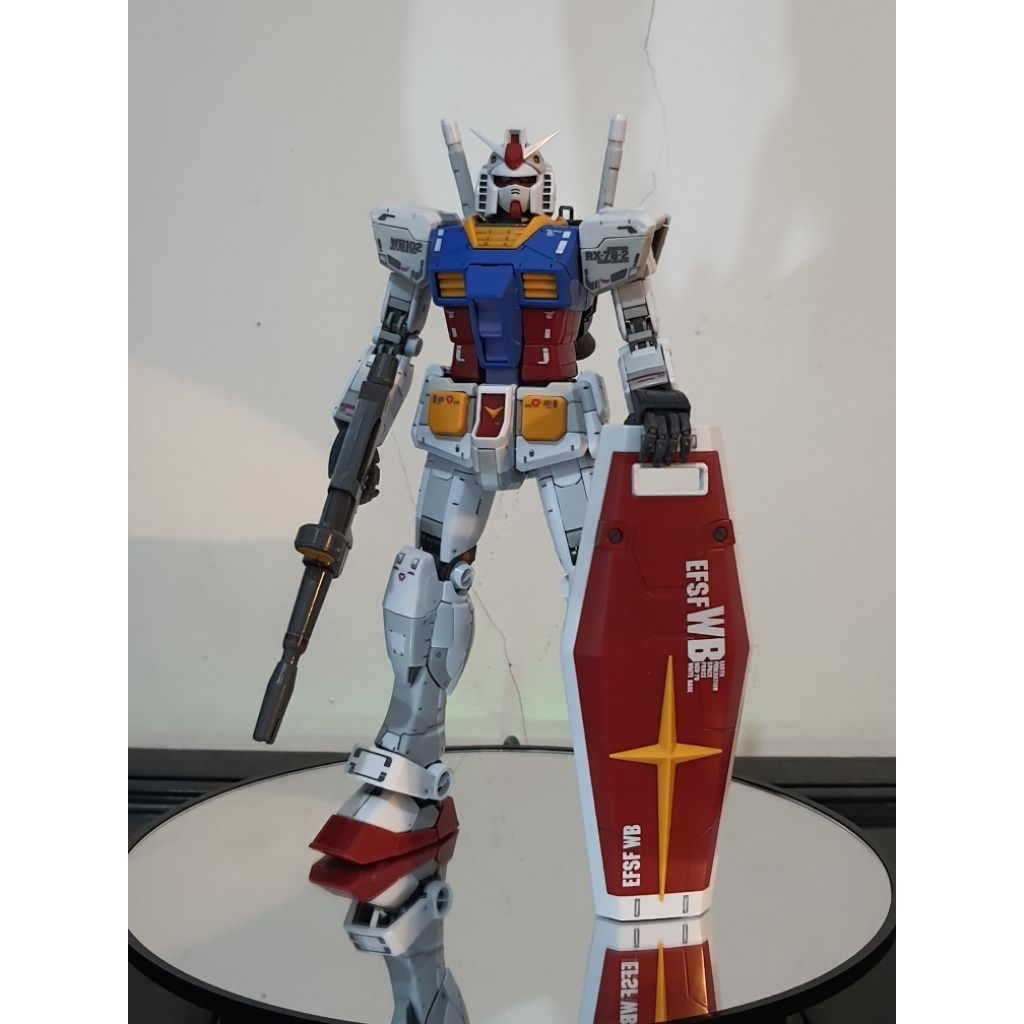 Gundam Gunpla Daban MG 1/100  terakit dus buku asesoris lengkap