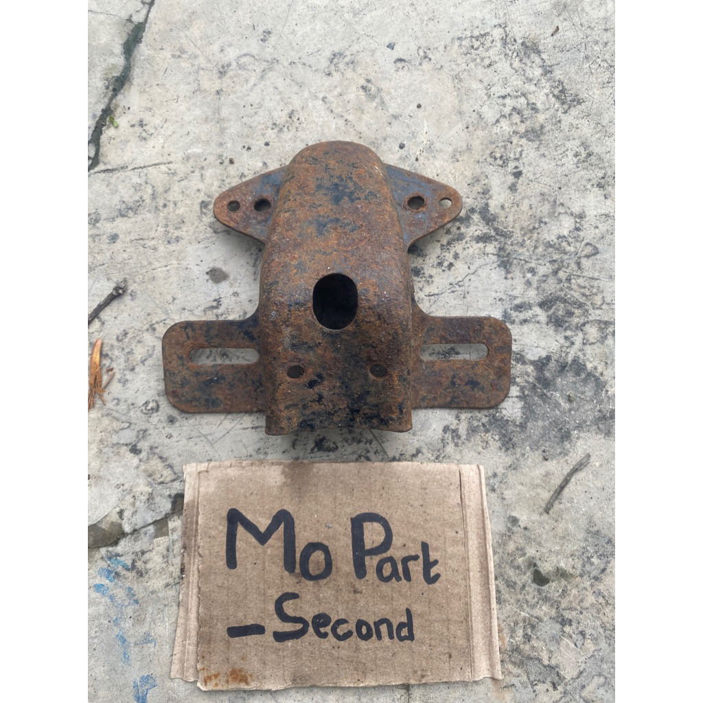 Breket dudukan lampu belakang Honda CB 100 CB 125 Original copotan