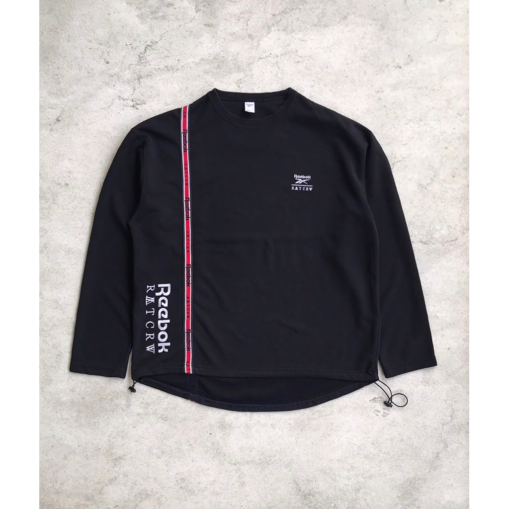 Longsleeve reebok x romantic crown oversized