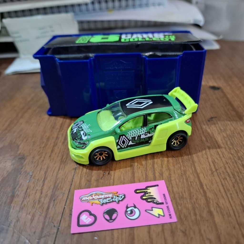 diecast mobil Majorette Renault Megane RS 1:64 rally cross tune up
