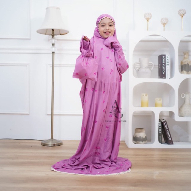 Arsyila Mukena Terusan Anak Remaja Katun Rayon Pita Mukenah Lajuran Adem Cantik Travelling