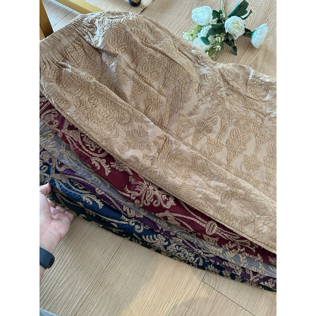 KAMEN JADI/ KAMEN BORDIR / KAMEN JADI STRAIT