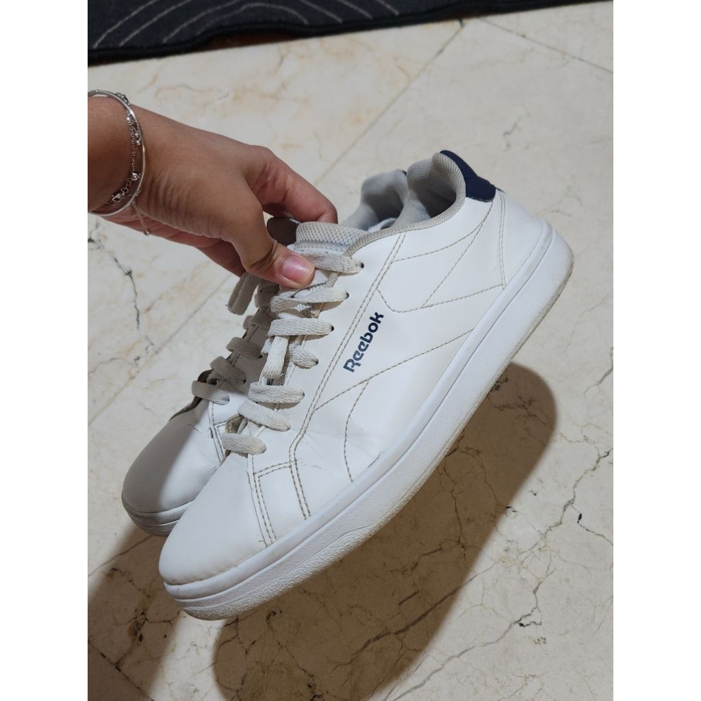 (Preloved) REEBOK Royal Complete Cln white