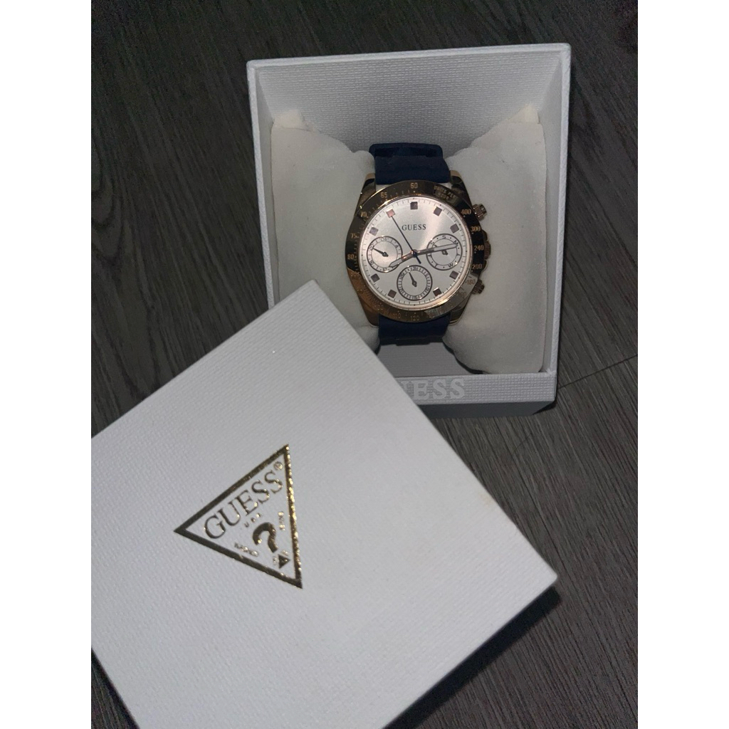 GUESS WATCH
