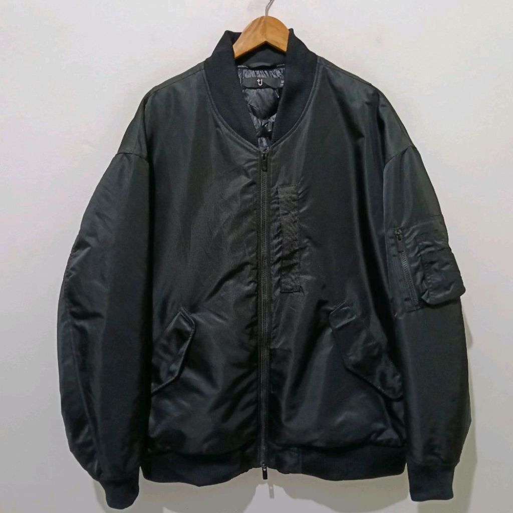 +J Jil Sander x UNIQLO Hybrid Down Bomber MA-1 Jacket