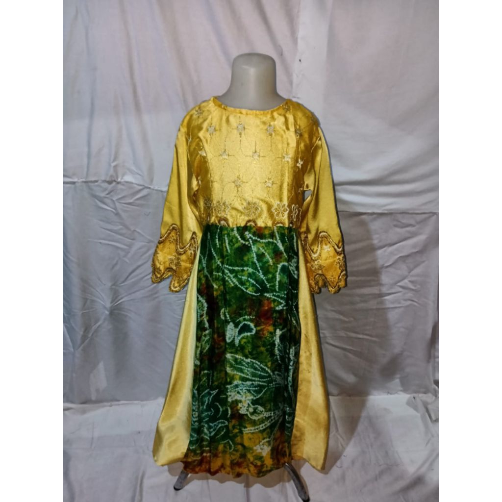 SALE Baju Syar'i Anak Combinasi Sasirangan Untuk Usia 11-12 tahun.