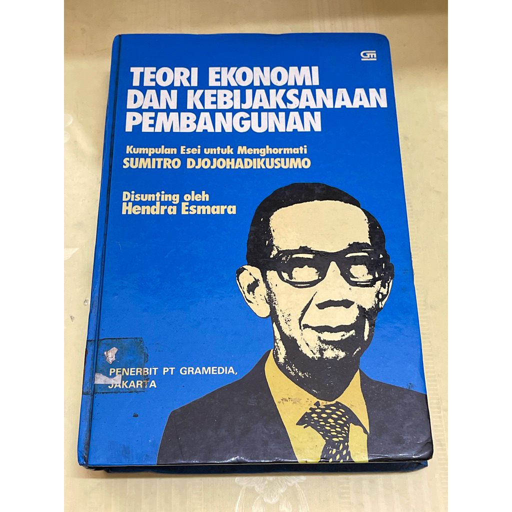 Buku teori Ekonomi dan Kebijaksanaan Pembangunan