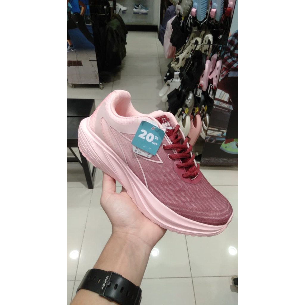 Diadora sepatu wanita original