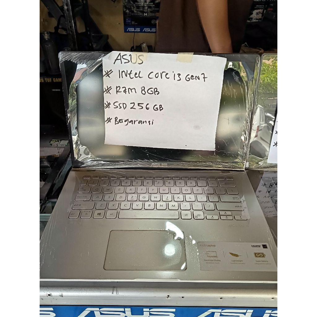 LAPTOP ASUS intel core i3 GEN7 seken berkualitas bergaransi