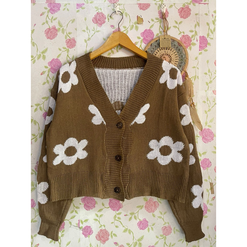 Cardigan motif bunga