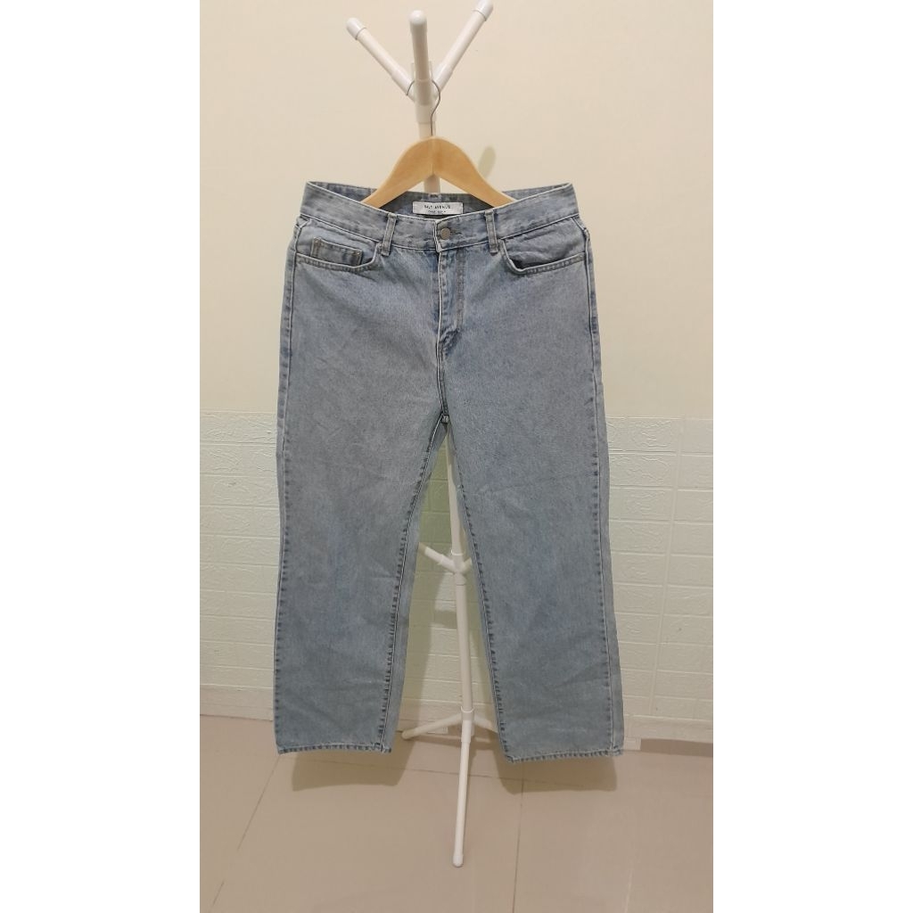 (PRELOVED) CELANA JEANS KULOT PANJANG SALT AVENUE