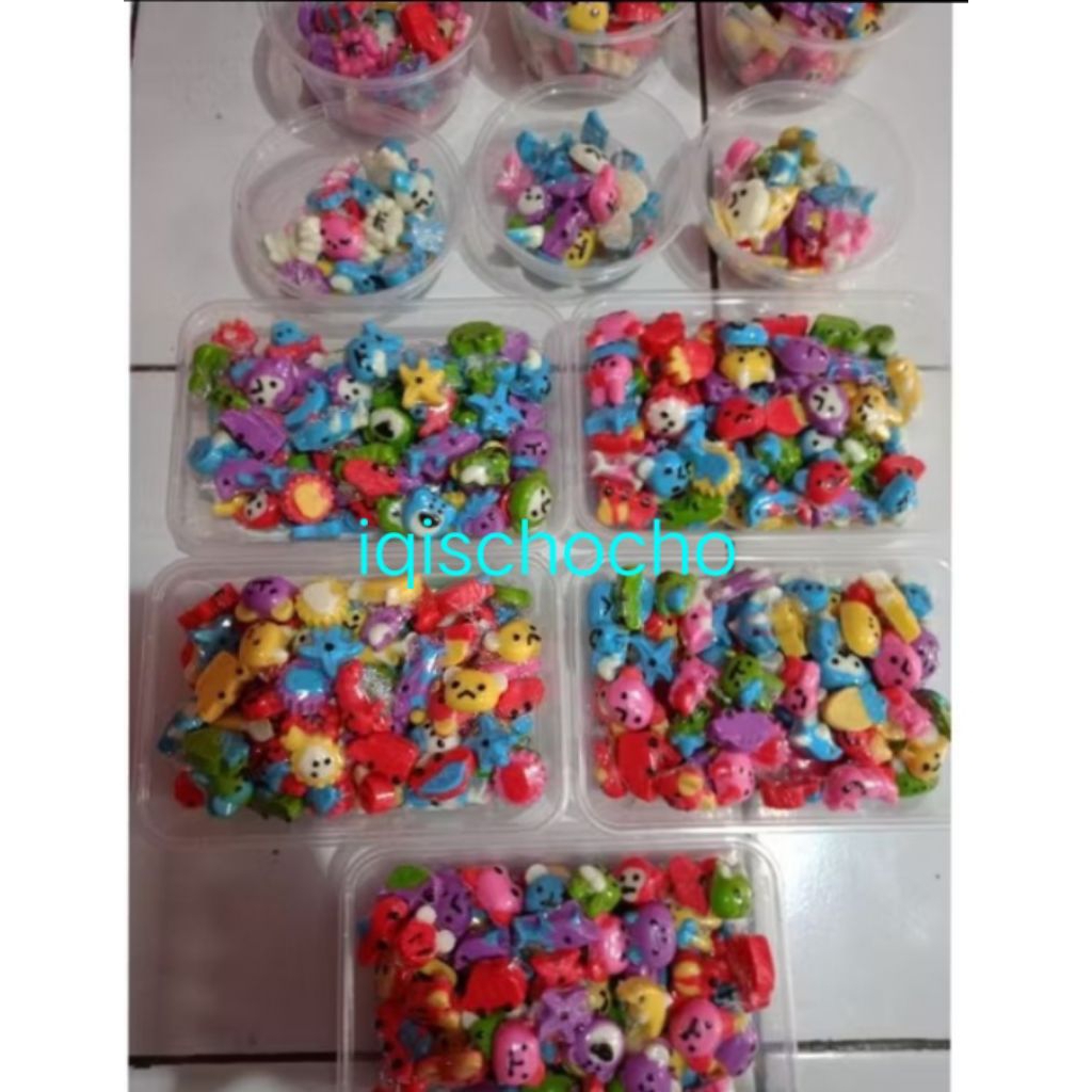 permen coklat karakter unik