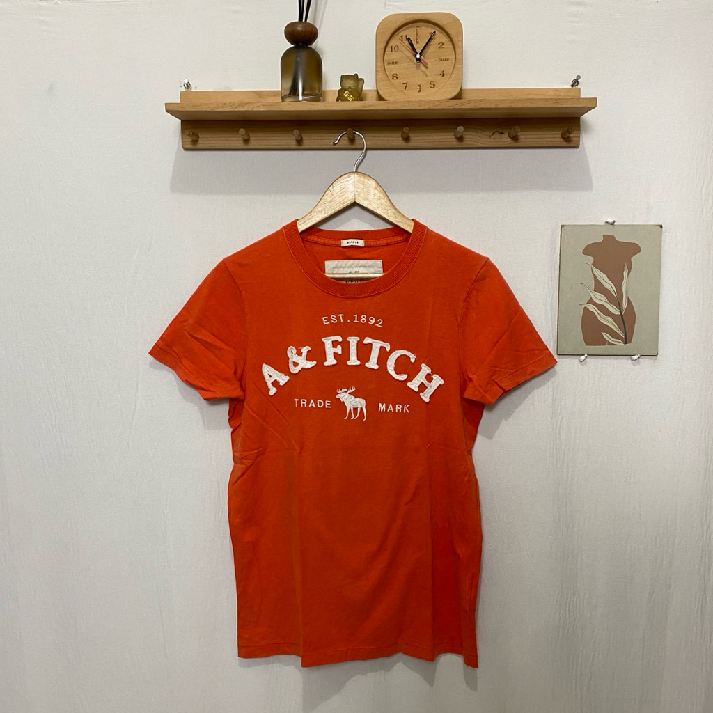 kaos tshirt ABERCROMBIE & FITCH original size S