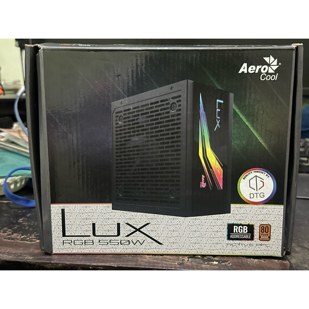 PSU-Aerocool-LuxRGB-550w