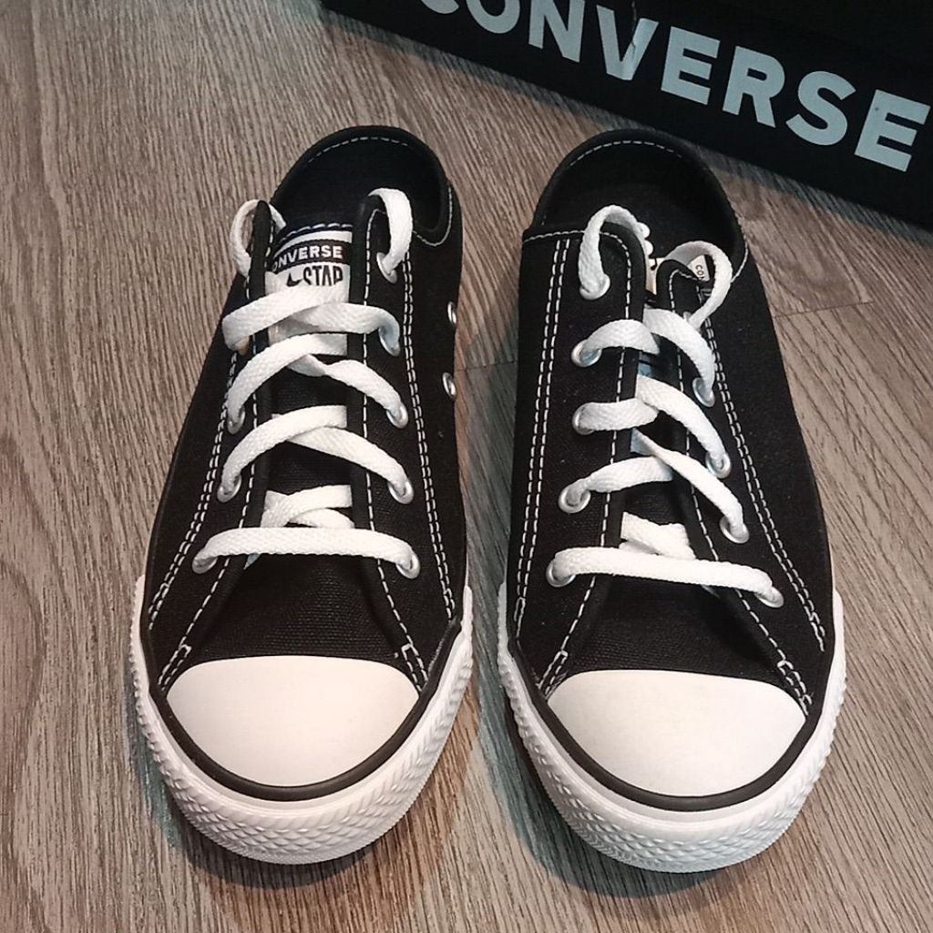 SEPATU CON CTAS DAINTY MULE SLIP 567945C